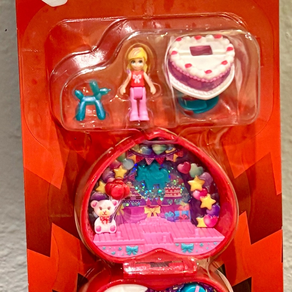 Polly Pocket Mattel 80th Anniversary Ring Box Micro Playset, BNIB